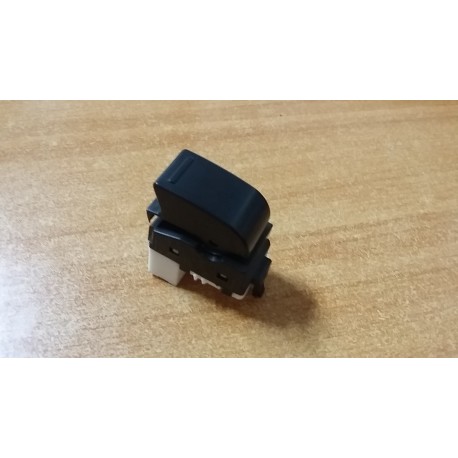 INTERRUTTORE ALZAVETRI DX dal 1996