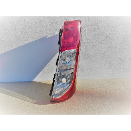 Fanale Posteriore DX