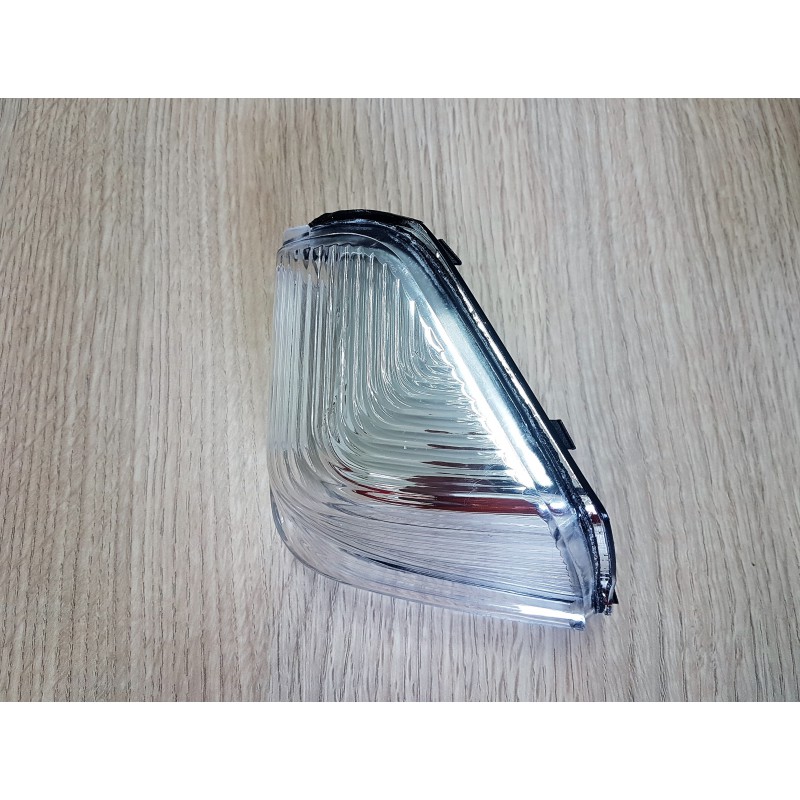 Fanale freccia specchietto retrovisore sx per Toyota Rav 4 V 2019 in