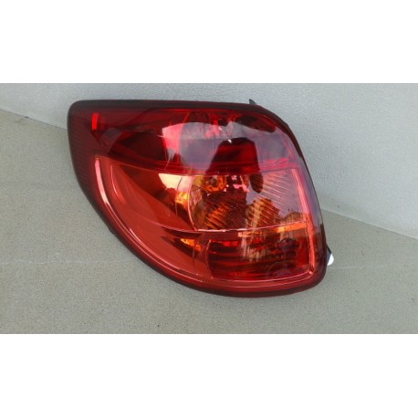 Fanale Posteriore DX