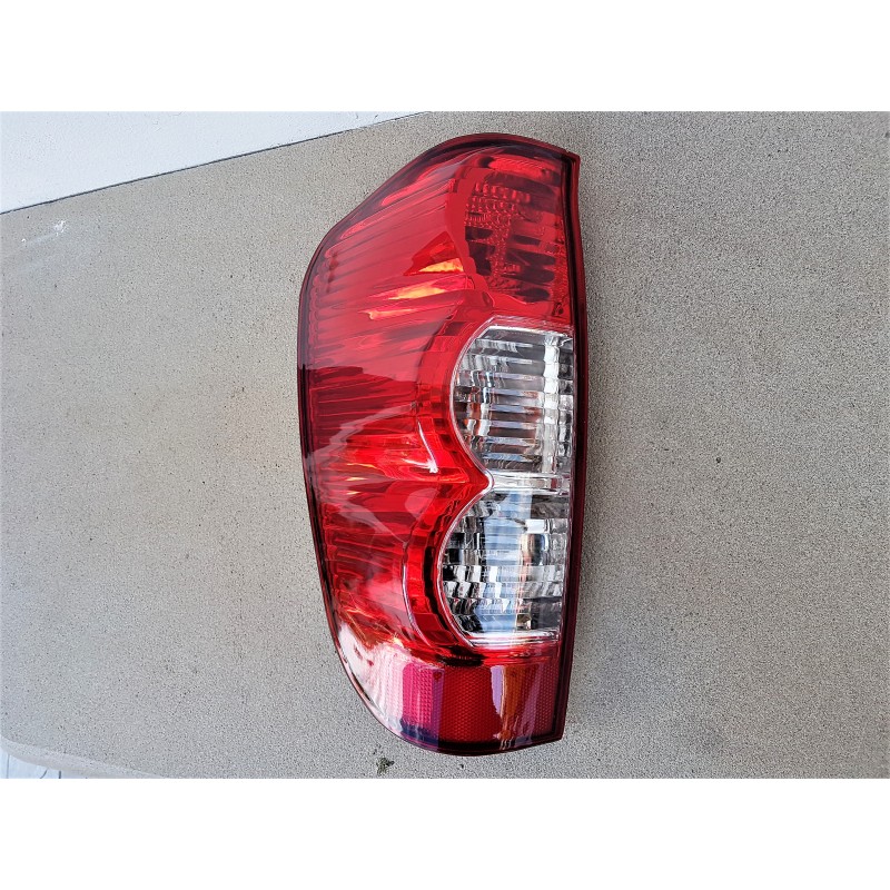 32 03 87-3 JOHNS Fanale posteriore Sx, senza portalampada FORD FIESTA | Inserisca subito un ordine